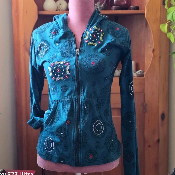 Ark Imports hoodie, size medium. - Picture 8 of 9